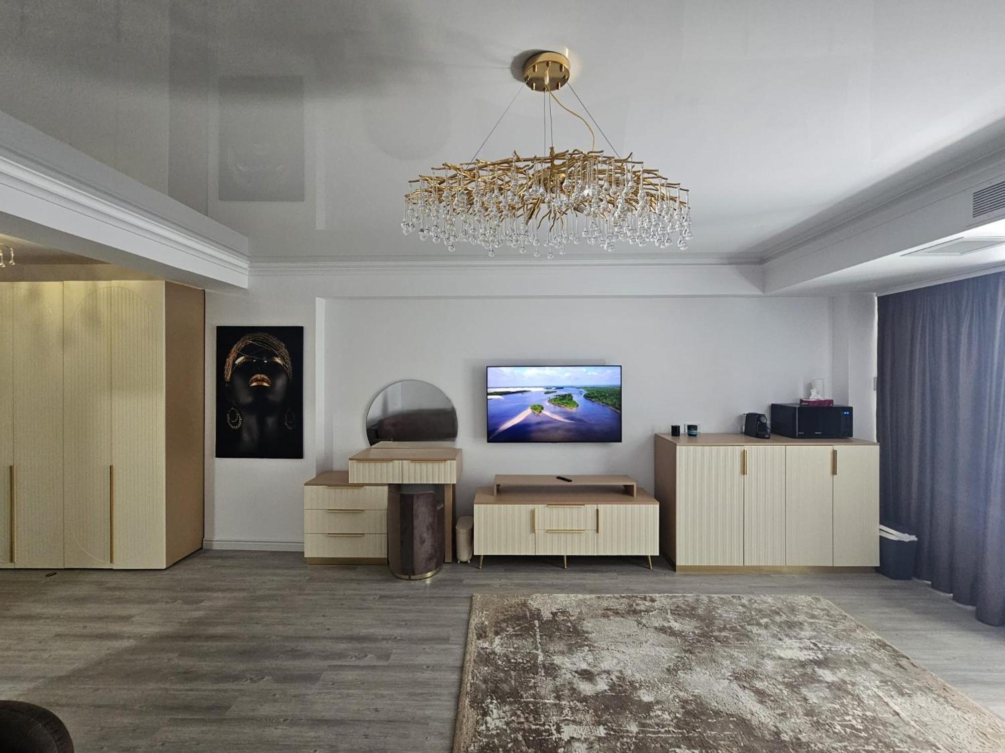 Apartment Glamour By White Titanic *